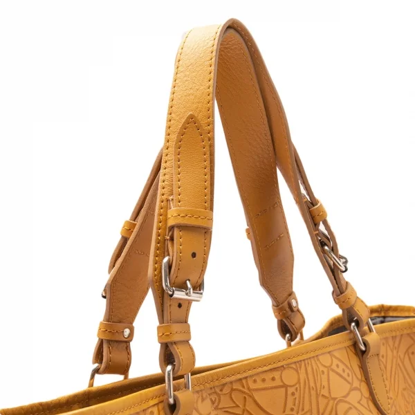 ヴィヴィアンウエストウッドVivienne Westwood ARTHUR オーブエンボス