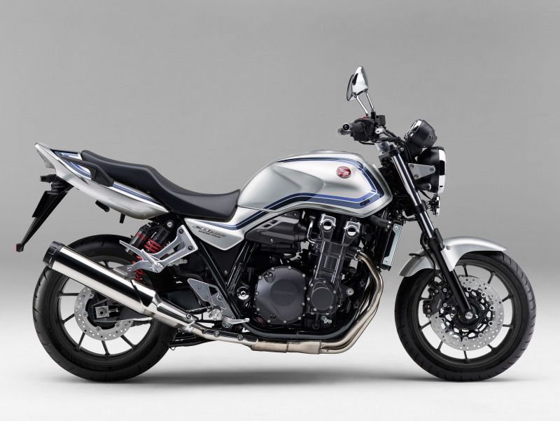 CB1300新車外し ブリヂストンT30セット CB1300新車外し ブリヂストン