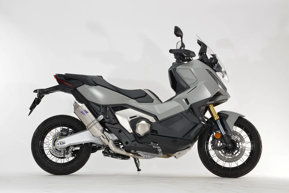 新発売】TSRから、ライディングの高揚感を引き立てる'25- X-ADV(8BL