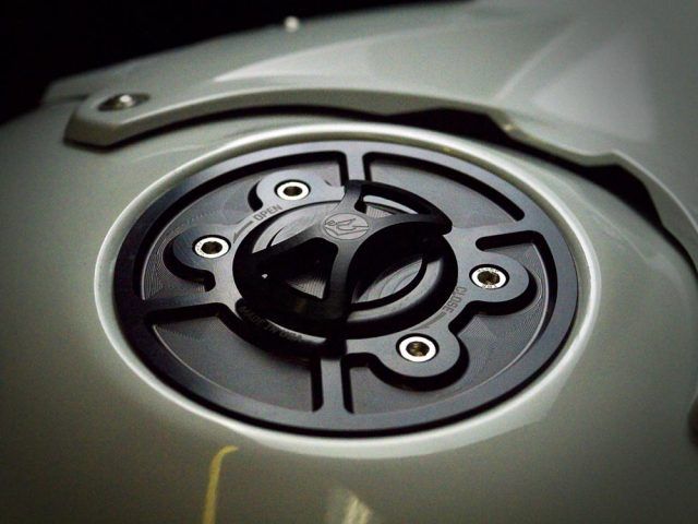 Webike | DRIVEN ドリブン D-Axisフュエルキャップ FJR1300 00-11(DFCB