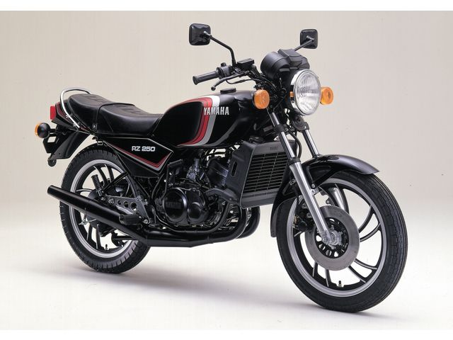 ヤマハ RZ250 1982年式 4L3の諸元・スペック情報 | ウェビック