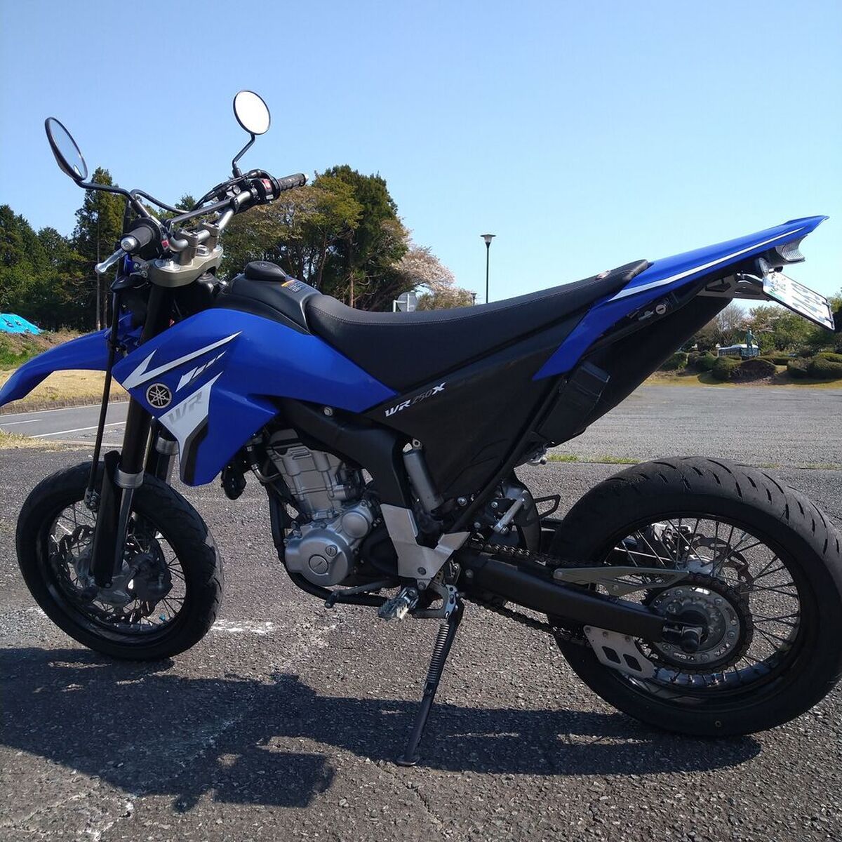 YAMAHA WR250X「スパイラル ハイシート装着」 | ウェビックコミュニティ