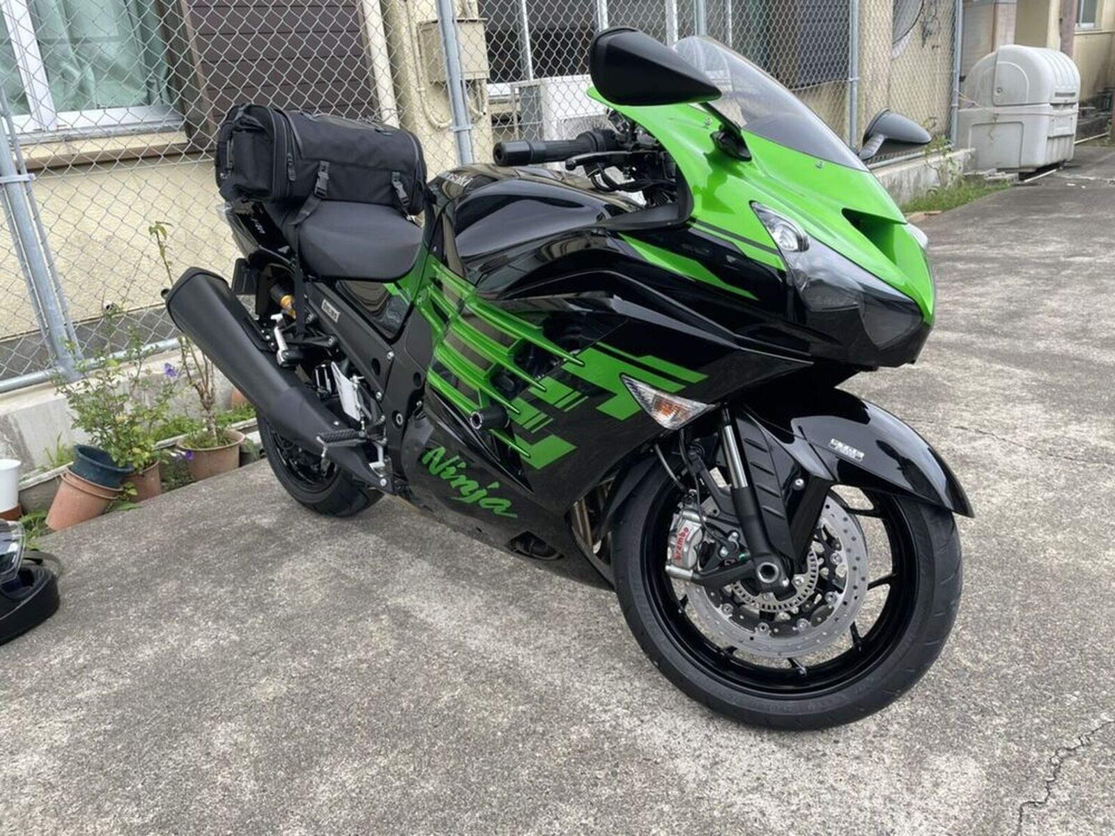 サッシ】さんの【ZX-14R】愛車紹介「到着♪───O（≧∇≦）O