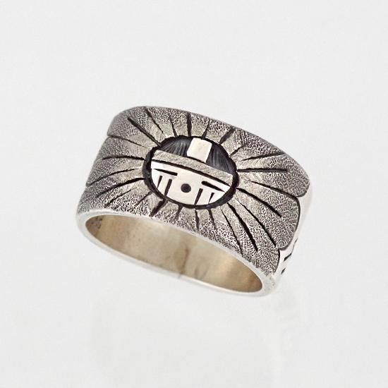 ホピ族ワズワースファミリーとベラのご紹介 | Native American jewelry