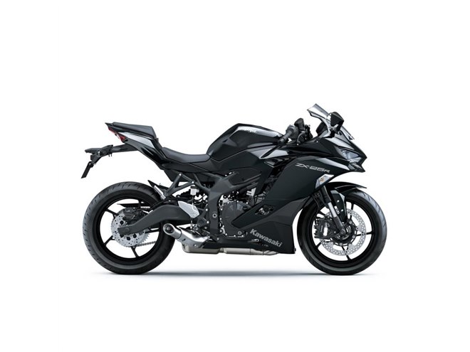 カワサキから新型二輪モデル「ニンジャZX-25R」が登場 250cc 4気筒