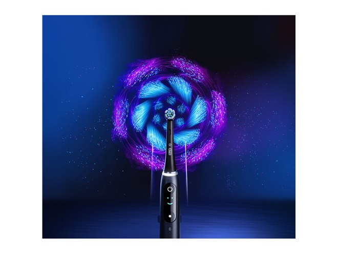 ブラウン、ブラシ1本1本を振動させて歯垢を除去する「オーラルB iO」2