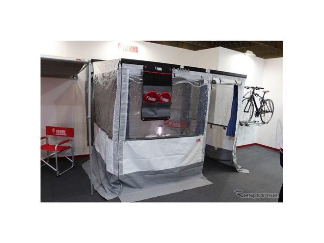 FIAMMAのサイドオーニングは乗用車にもつけられる…ジャパン