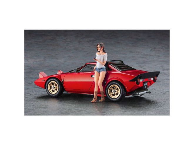 ハセガワ、1/24イタリアンガールフィギュア付き「ランチアストラトス