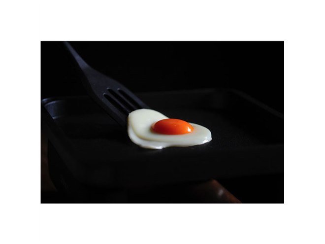 よりコンパクトになった、極薄ヒーター採用ホットプレート「abien