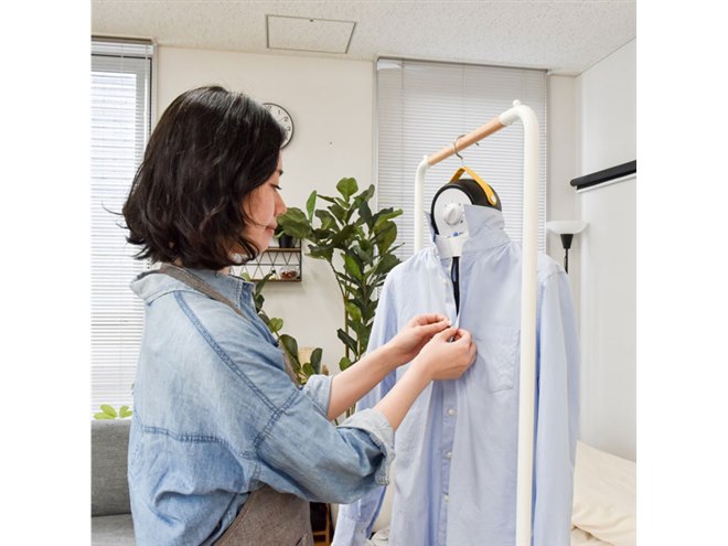 シワ伸ばしもできる乾燥機「アイロンいら～ず」第3弾、ハンガー型で