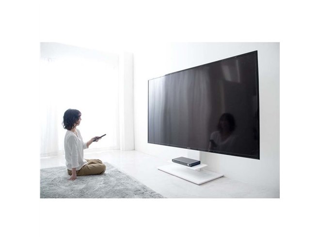 タンスのゲン、65～90V型まで対応する大型テレビ専用スタンドを発売