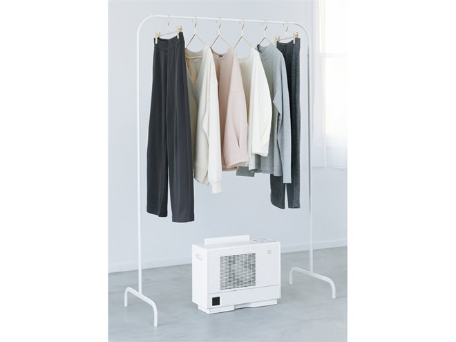 パナソニック、デシカント方式の衣類乾燥除湿機「F-YZVXJ60」を本日5