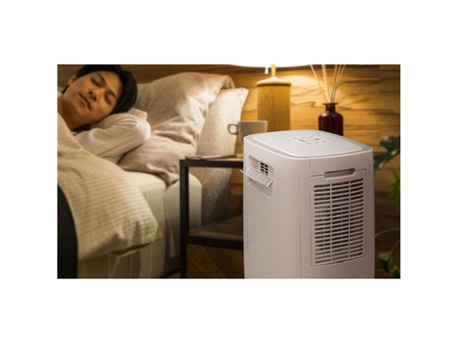 ダクトレスで使える、水冷式を採用した「排熱が熱くないスポット