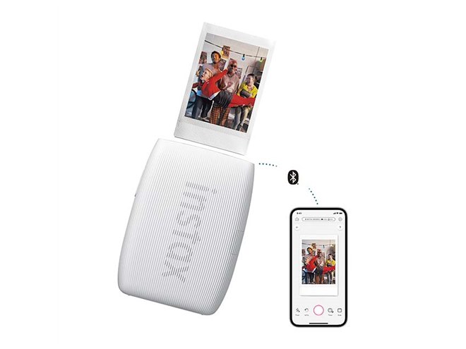 富士フイルム、「instax AiR Studio」を搭載したスマホプリンター