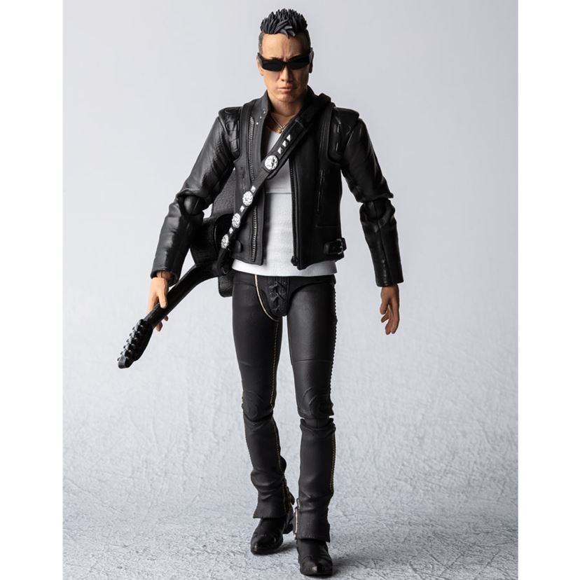 買うなら今しかねえ！ “長渕剛”が超絶リアルなフィギュアとなって降臨