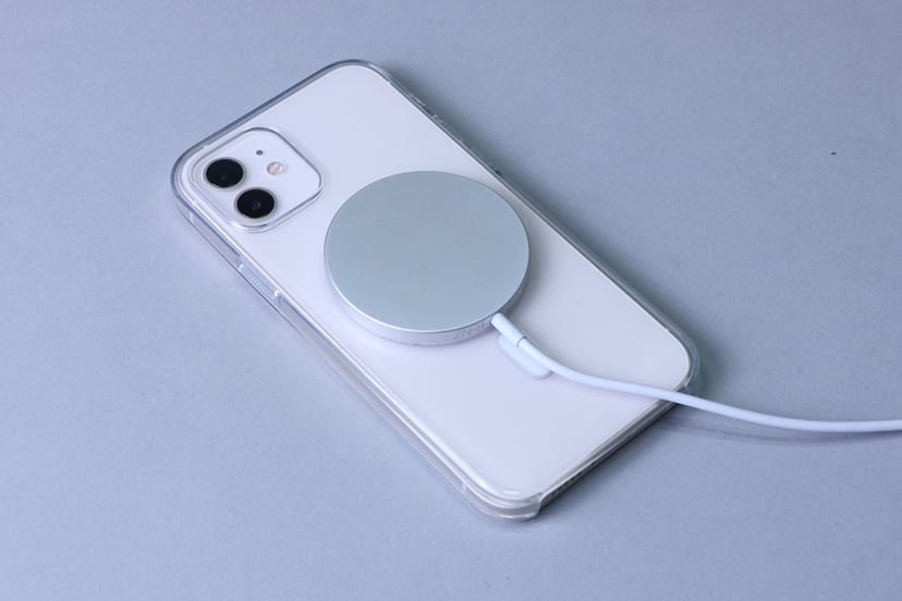 iPhone 12」と「iPhone 12 Pro」を徹底レビュー！ 5G、カメラ、MagSafe