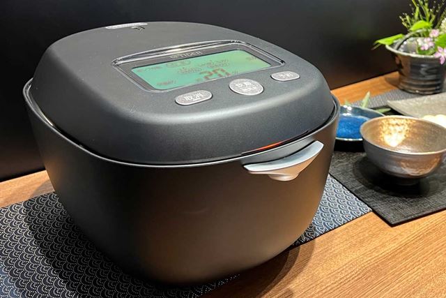 タイガー魔法瓶 土鍋ご泡火炊き JRX-T060-WT [ムーンホワイト] 価格