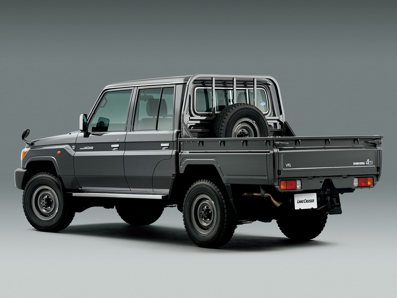 トヨタ ランドクルーザー70 2014年モデル ピックアップの価格・性能