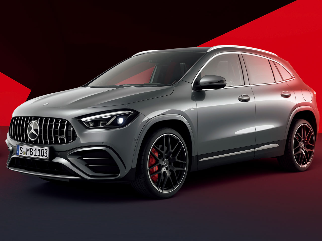 メルセデスAMG GLA AMGの価格・新型情報・グレード諸元 価格.com