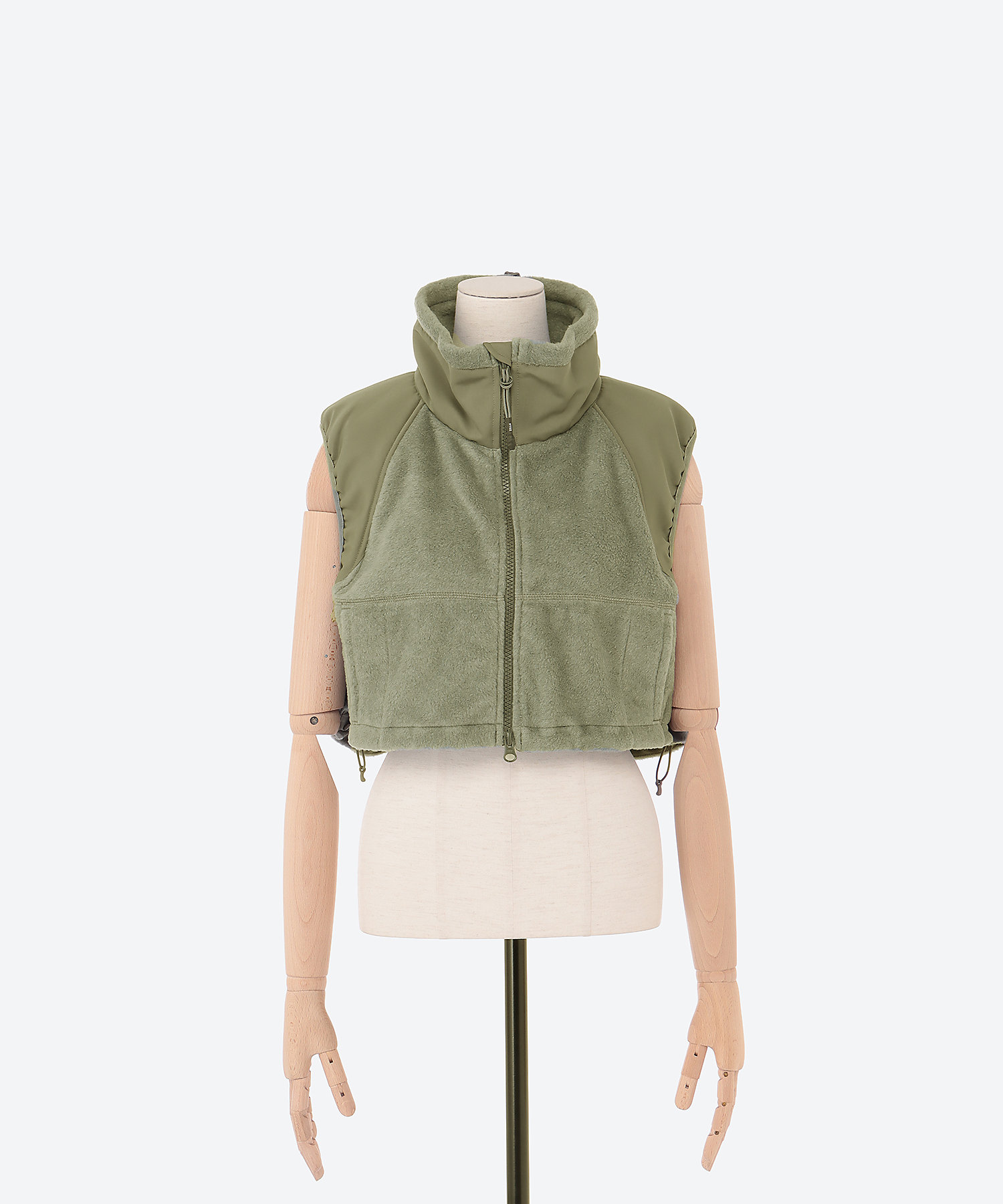FLEECE CROPPED VEST | HYKE (Women)/ハイク | 三越