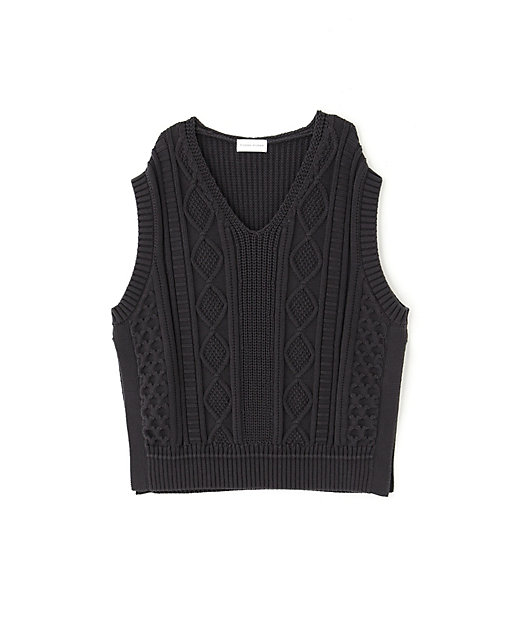 ◇ケーブル編みニットベスト（0773270806） | human woman