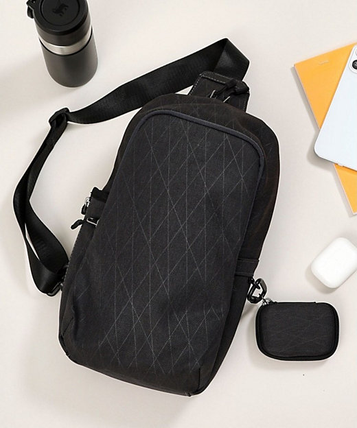 多機能・軽量】シャドーライン ボディバッグ（2002372207