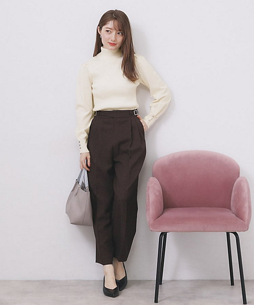 タートルネックタックパフスリーブニット【洗濯機OK