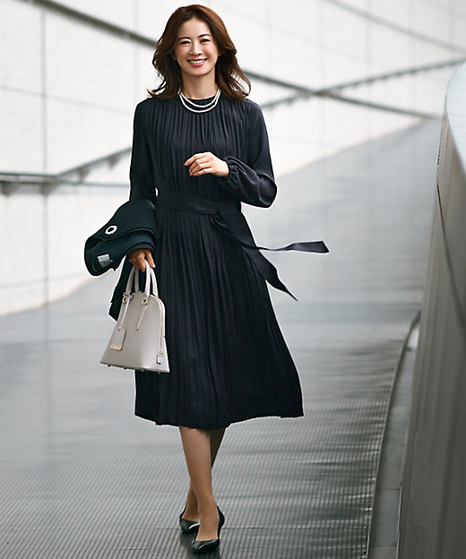 洗える】クリスタルアムンゼン プリーツワンピース