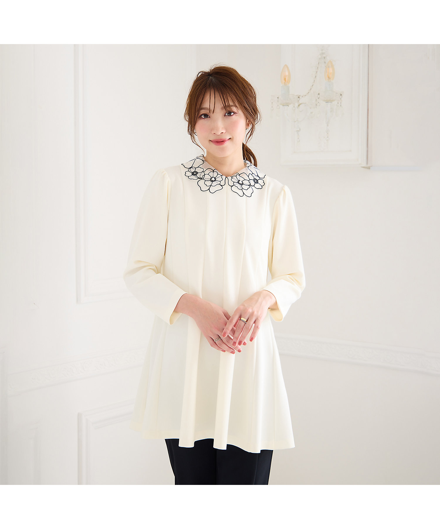 セットアップ対応】フラワー襟ブラウス（51021502） | Rose