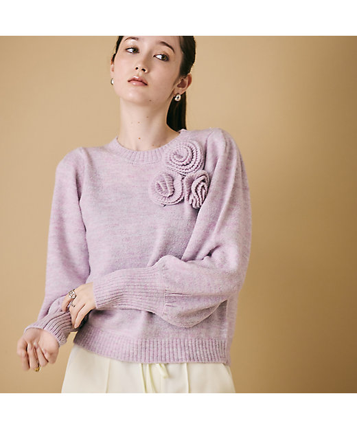 フラワーコサージュ付きニットプルオーバー（83136506