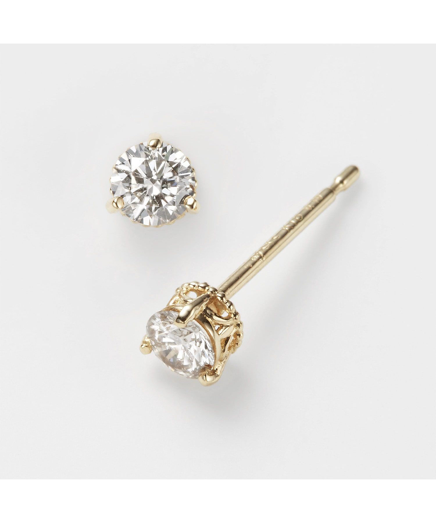 K18ダイヤモンドピアス（0．1ct） | agete/アガット | 三越