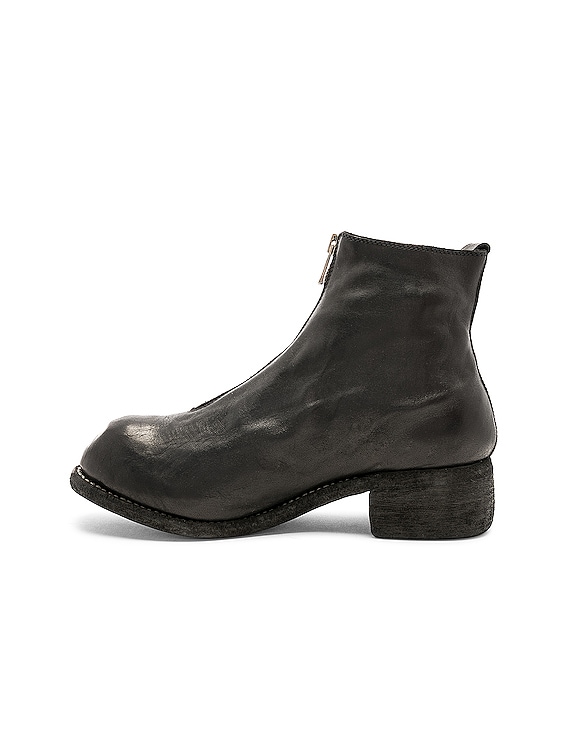 Guidi Soft Horse Full Grain Front Zip Boots in Black | FWRD