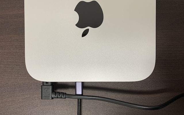 Mac mini の電源ケーブルをL型ケーブルに交換 | いわっちろぐ