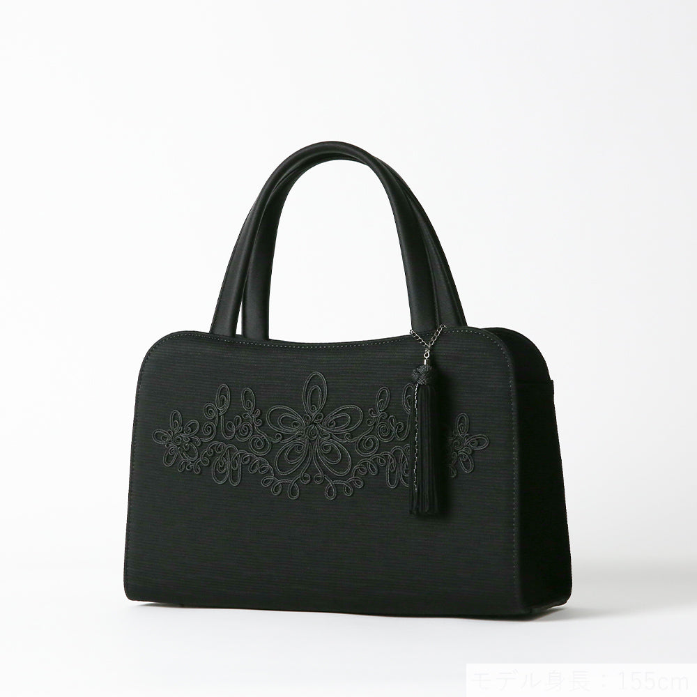 タッセル付き米沢織トート型フォーマルバッグ