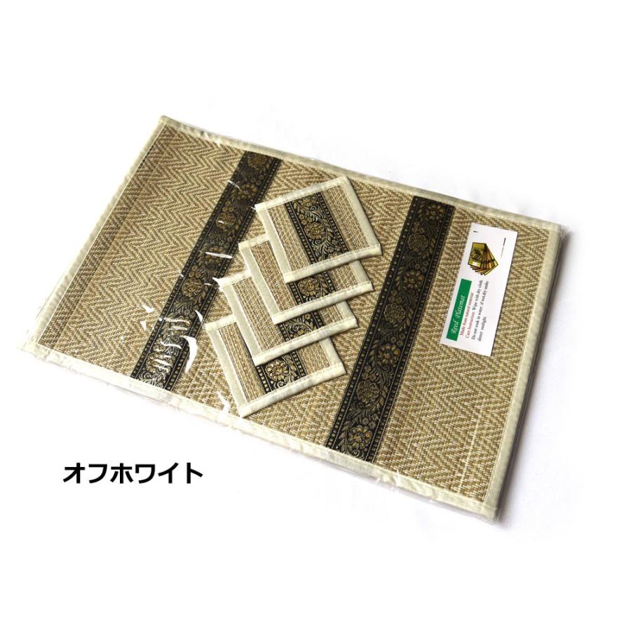 お揃いデザインのランチョンマット4枚＋コースター4枚のセット