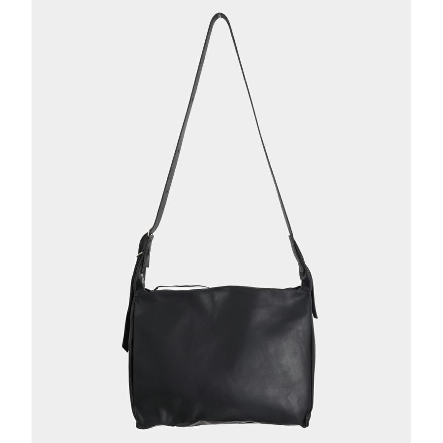 m.a+（エムエークロス） ： large rectangular shoulder bag ： BM30Z