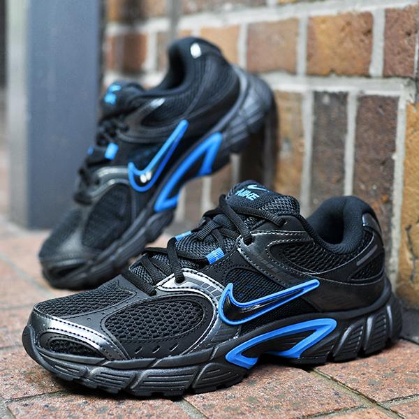 NIKE（ナイキ） 送料無料 スニーカー メンズ NIKE V5 RNR シューズ 靴