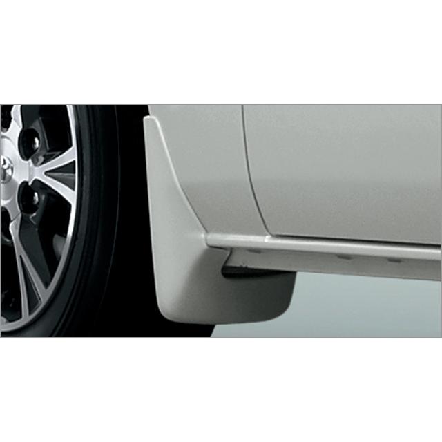 ハイエース 200系 6型：純正 マッドガード (カラード)【車体色対応