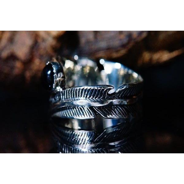 Indian Jewelry フェザー(羽)モチーフ ラウンドデザイン オニキスワン