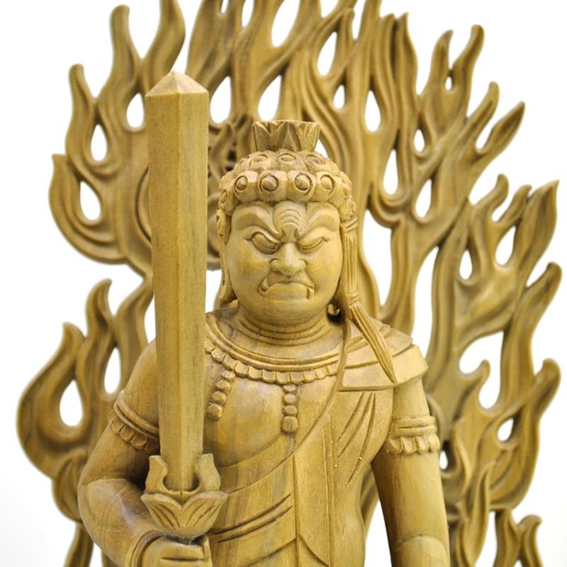 木彫り仏像 【不動明王】 白檀 立5.0寸 総高27.8cm 真言宗脇仏 : 海宇