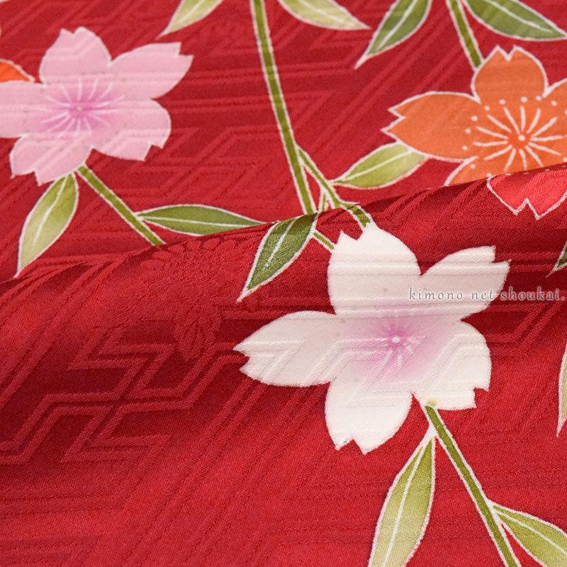 送料無料】【中古】 振袖 正絹（中古 ランクS 赤 レッド 四季花 古典柄