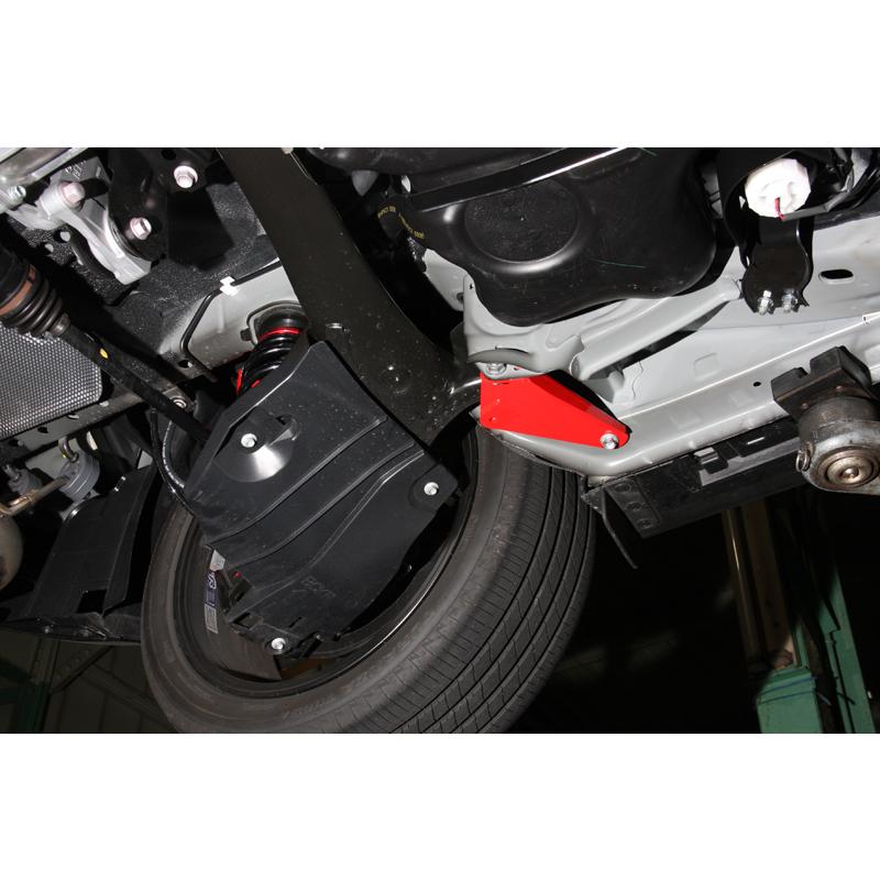 オートエクゼ オートエグゼ(AUTOEXE)トーションビームスティフナー