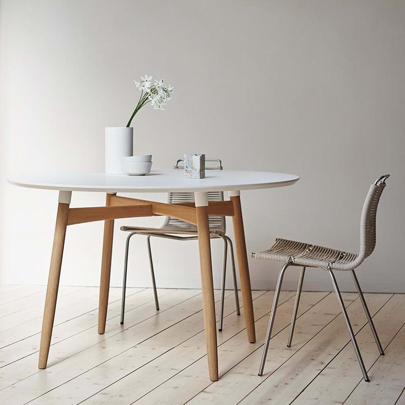 Carl Hansen ＆ Son（カール・ハンセン＆サン） ダイニングテーブル