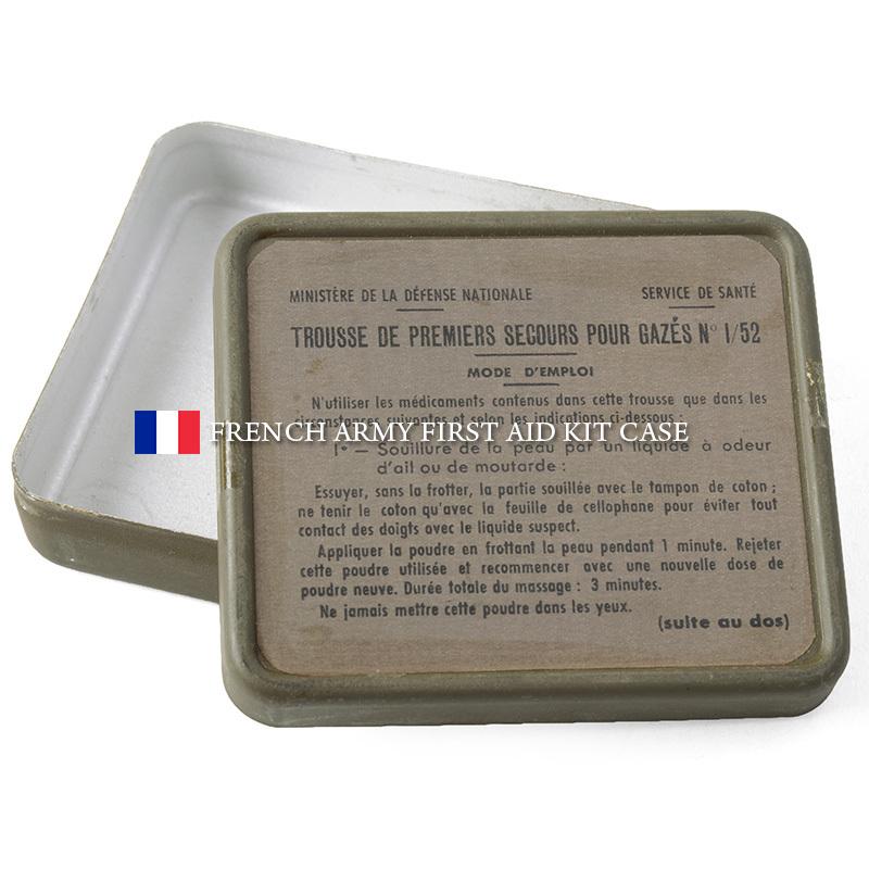 MILITARY（ミリタリー） 実物 USED フランス軍 ファーストエイドキット