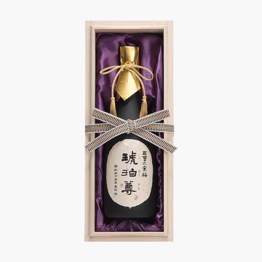 丸彦酒造 三重の寒梅 琥珀尊 桐箱入 720ml ギフト 日本酒 清酒 地酒 大