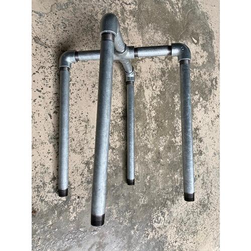 ガス管のDIYキット スツール脚 配管を使ったインダストリアル