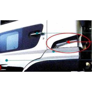 クオン メッキクォーターガーニッシュ 左右セット UDトラックス純正