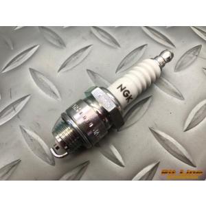 UR4 スパークプラグ8本セット シボレーSBC305/350エンジン用へダース