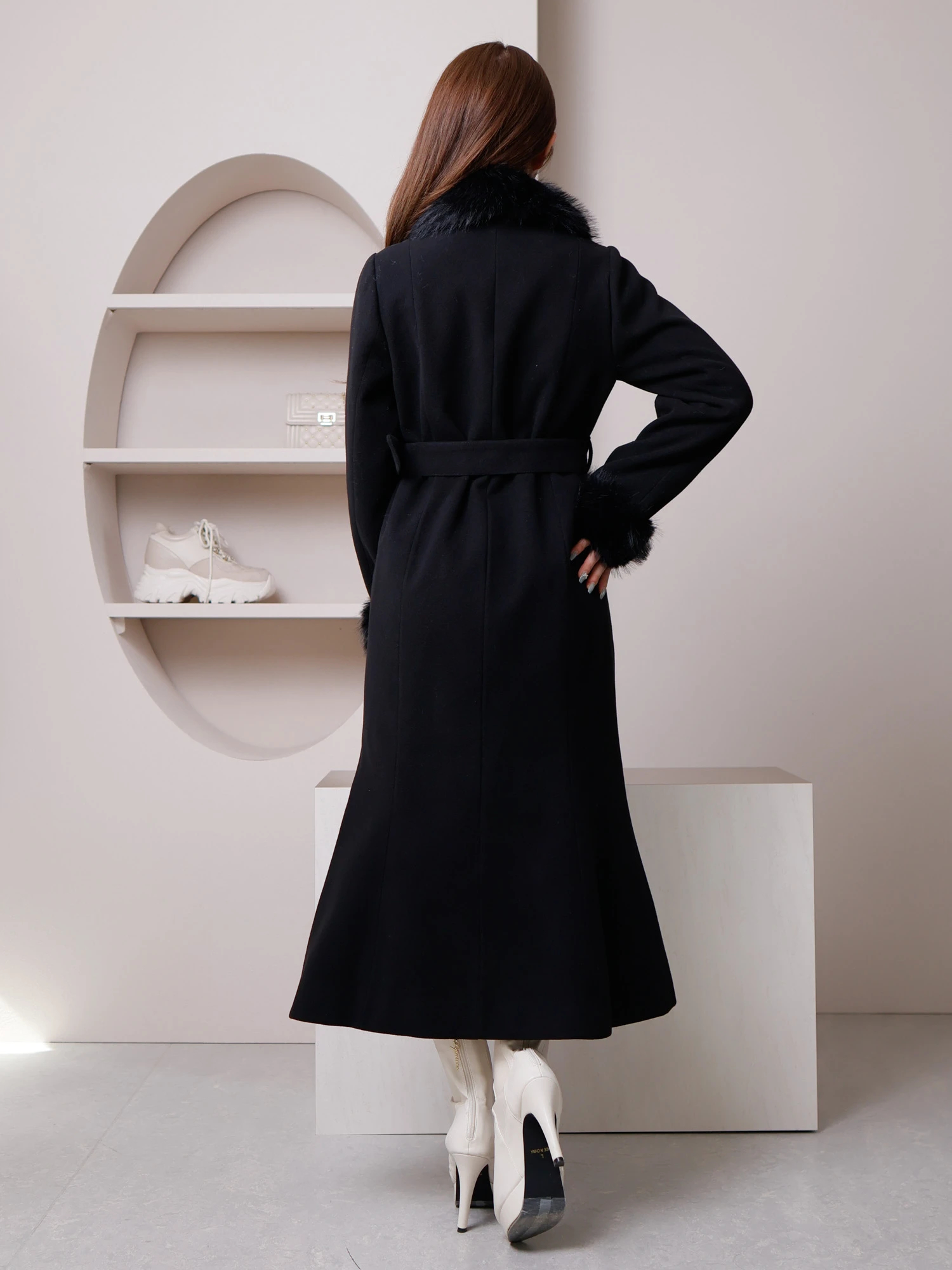 LIP SERVICE（リップサービス）｜ ファーカラーマーメイドトレンチ