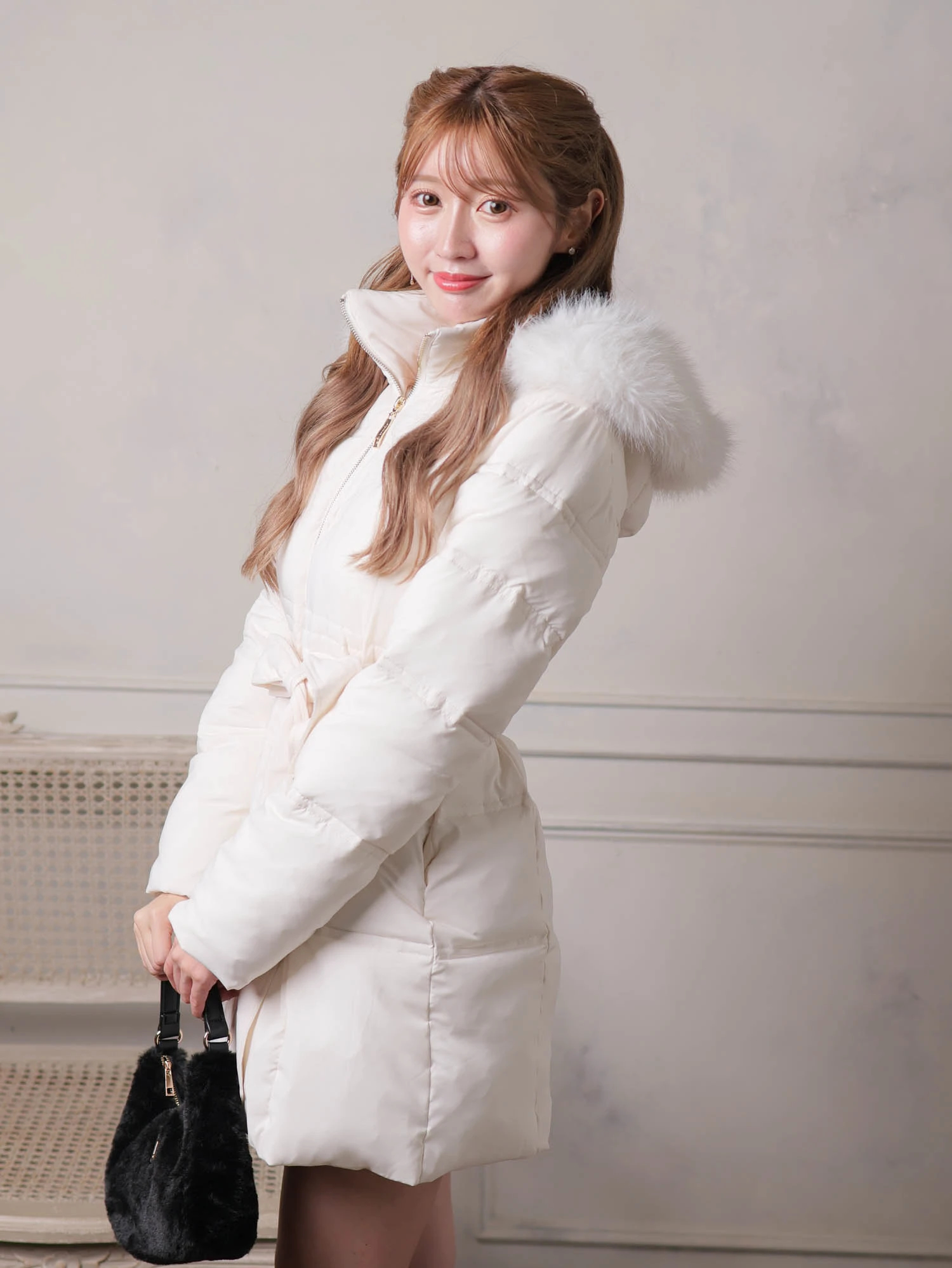 LIP SERVICE（リップサービス）｜ ボリュームファーフェイクダウン